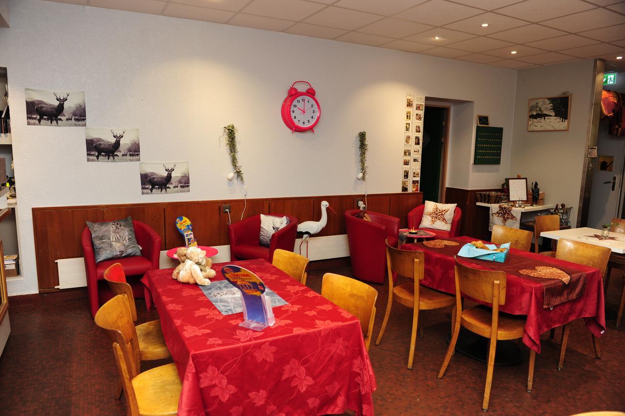 Hotel Restaurant Au Chasseur Orbe Экстерьер фото